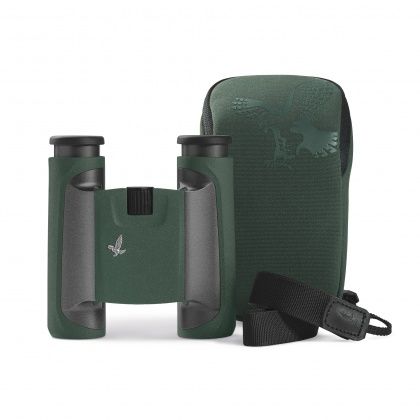 Swarovski 8x25 CL Binoculars, Green with Wild Nature Case Swarovski 8x25 CL Binoculars, Green with Wild Nature Case
