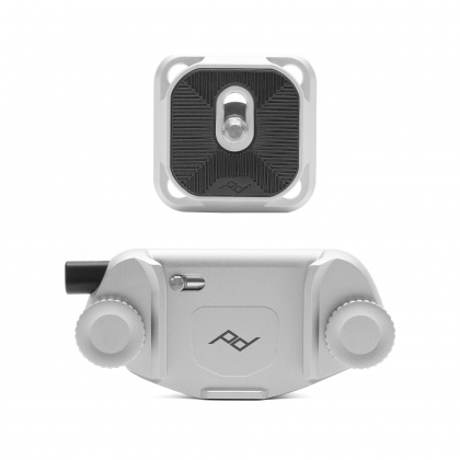 Peak Design Capture Camera Clip v3 and QR plate, silver Peak Design Capture Camera Clip v3 and QR plate, silver