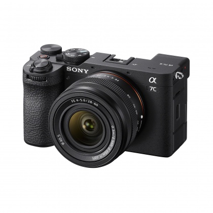 Sony Alpha 7 III 28-70  £1699.00 - Castle Cameras