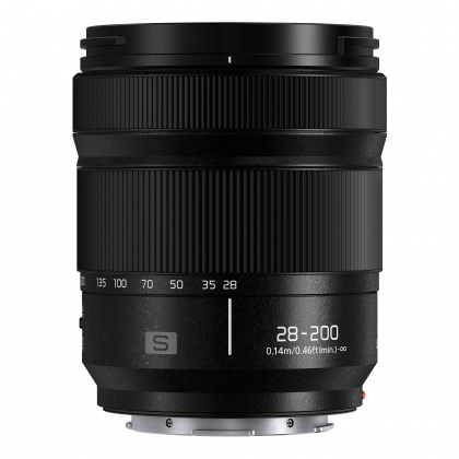 Panasonic Lumix S 28-200mm F4-7.1 Macro O.I.S. Panasonic Lumix S 28-200mm F4-7.1 Macro O.I.S.
