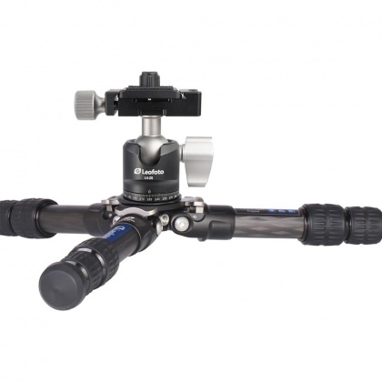 Leofoto Ranger LS-223C carbon fibre tripod with LH-25 Ballhead Leofoto Ranger LS-223C carbon fibre tripod with LH-25 Ballhead