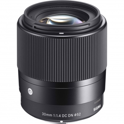 Sigma 30mm f1.4 DC DN Contemporary lens for Canon EOS RF-S Sigma 30mm f1.4 DC DN Contemporary lens for Canon EOS RF-S