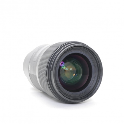 Used Sigma 35mm f1.4 DG HSM Art lens for Sony FE Used Sigma 35mm f1.4 DG HSM Art lens for Sony FE