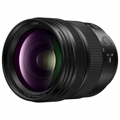 Panasonic Lumix 24-60mm F2.8 L mount lens Panasonic Lumix 24-60mm F2.8 L mount lens