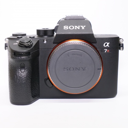 Used Sony Alpha 7R Mark III Full frame Mirrorless camera Used Sony Alpha 7R Mark III Full frame Mirrorless camera
