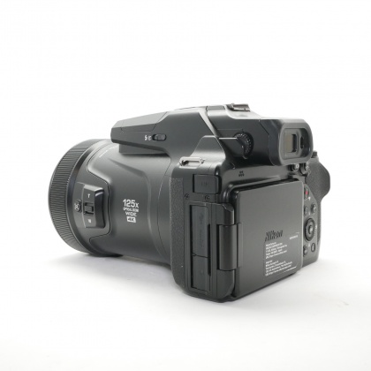 Used Nikon Coolpix P1100 bridge camera Used Nikon Coolpix P1100 bridge camera