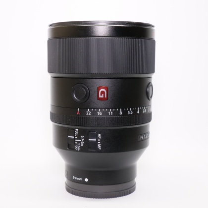 Used Sony FE 135mm f1.8 G Master lens Used Sony FE 135mm f1.8 G Master lens