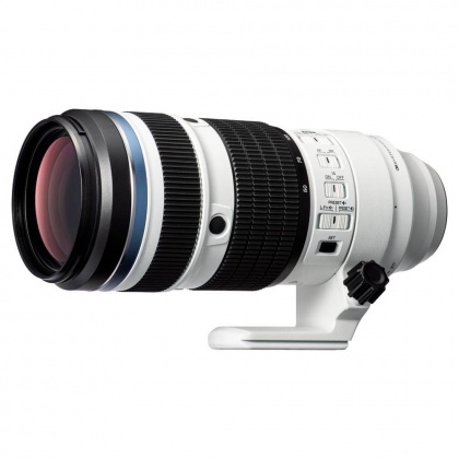 OM System M.Zuiko Digital ED 50-200mm F2.8 IS PRO OM System M.Zuiko Digital ED 50-200mm F2.8 IS PRO