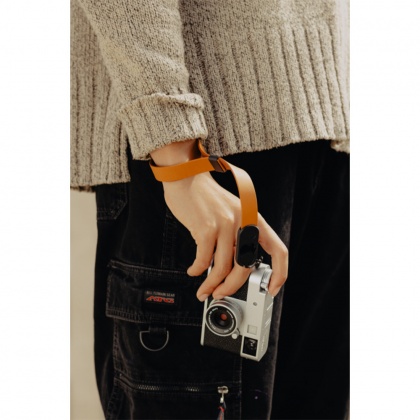 Peak Design Cuff Leather Camera Wrist Strap, Amber Peak Design Cuff Leather Camera Wrist Strap, Amber