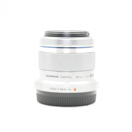 Used Olympus M.ZUIKO DIGITAL 45mm f1.8 lens, silver Used Olympus M.ZUIKO DIGITAL 45mm f1.8 lens, silver
