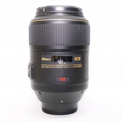 Used Nikon AF-S 105mm f2.8 VR macro lens Used Nikon AF-S 105mm f2.8 VR macro lens