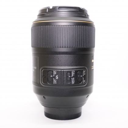 Used Nikon AF-S 105mm f2.8 VR macro lens Used Nikon AF-S 105mm f2.8 VR macro lens