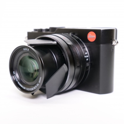Used Leica D-Lux Typ 109 digital compact camera Used Leica D-Lux Typ 109 digital compact camera