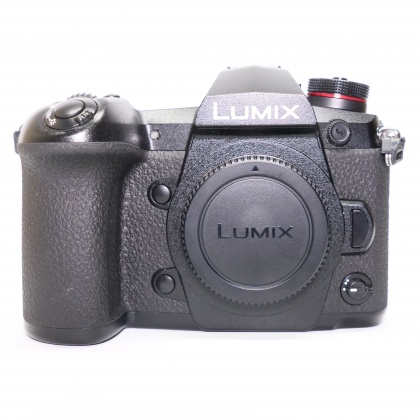 Used Panasonic Lumix G9 Mirrorless camera body Used Panasonic Lumix G9 Mirrorless camera body