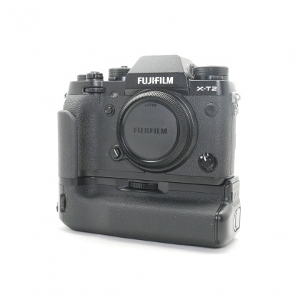 Used Fujifilm X-T2 Mirrorless camera body, black with VG-XT2 Battery Grip Used Fujifilm X-T2 Mirrorless camera body, black with VG-XT2 Battery Grip