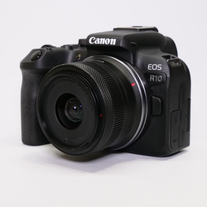 Used Canon EOS R10 Mirrorless Camera with RF-S 18-45mm lens Used Canon EOS R10 Mirrorless Camera with RF-S 18-45mm lens