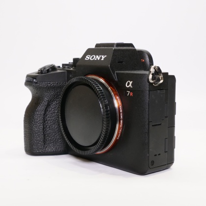 Used Sony Alpha 7R IV Full frame Mirrorless camera body Used Sony Alpha 7R IV Full frame Mirrorless camera body
