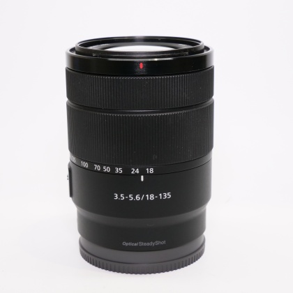 Used Sony E 18-135mm f3.5-5.6 lens Used Sony E 18-135mm f3.5-5.6 lens