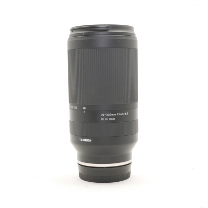 Used Tamron 70-300mm f4.5-6.3 Di III RXD lens for Nikon Z Used Tamron 70-300mm f4.5-6.3 Di III RXD lens for Nikon Z