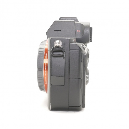 Used Sony Alpha 7R III Full frame Mirrorless camera body Used Sony Alpha 7R III Full frame Mirrorless camera body