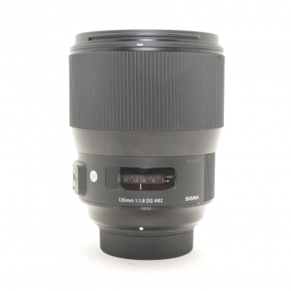 Used Sigma 135mm f1.8 DG HSM Art lens for Nikon Used Sigma 135mm f1.8 DG HSM Art lens for Nikon