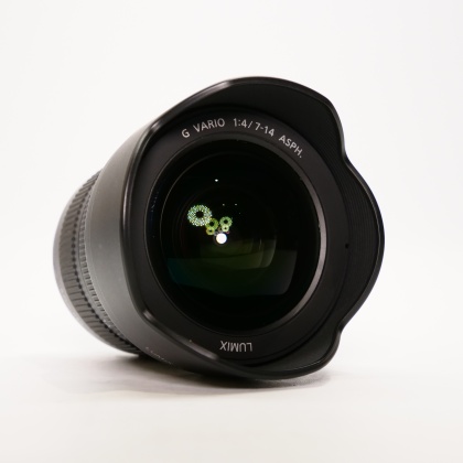 Used Panasonic 8mm f3.5 Lumix G Fisheye lens Used Panasonic 8mm f3.5 Lumix G Fisheye lens