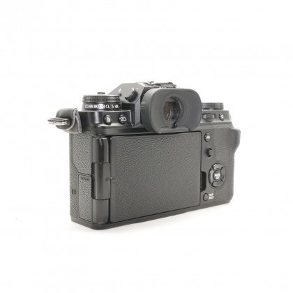 Used Fujifilm X-T4 Mirrorless camera body, Black Used Fujifilm X-T4 Mirrorless camera body, Black