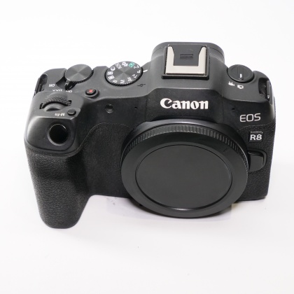 Used Canon EOS R8 Mirrorless camera body Used Canon EOS R8 Mirrorless camera body