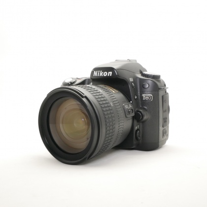 Used Nikon D80 Digital SLR with Nikon AF-S 18-70mm f3.5-5.6 DX ED Lens Used Nikon D80 Digital SLR with Nikon AF-S 18-70mm f3.5-5.6 DX ED Lens
