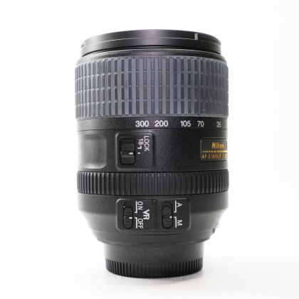 Used Nikon AF-S DX 18-300mm f3.5-6.3 G ED VR lens Used Nikon AF-S DX 18-300mm f3.5-6.3 G ED VR lens
