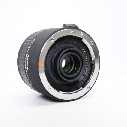 Used Sigma 2x APO DG Teleconverter for Canon EOS Used Sigma 2x APO DG Teleconverter for Canon EOS