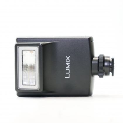 Used Panasonic Lumix DMW-FL220 flashgun Used Panasonic Lumix DMW-FL220 flashgun