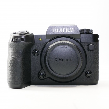 Used Fujifilm X-H2 Mirrorless camera body, black Used Fujifilm X-H2 Mirrorless camera body, black