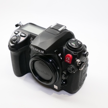 Used Fujifilm FinePix IS Pro Full-spectrum DSLR body Used Fujifilm FinePix IS Pro Full-spectrum DSLR body