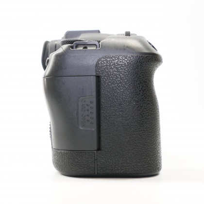 Used Canon EOS R6 Mark II Full-frame Mirrorless camera body Used Canon EOS R6 Mark II Full-frame Mirrorless camera body