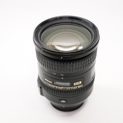 Used Nikon AF-S DX 18-200mm f3.5-5.6 G ED VR II lens Used Nikon AF-S DX 18-200mm f3.5-5.6 G ED VR II lens