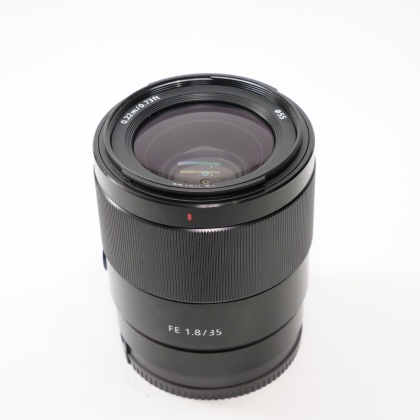 Used Sony FE 35mm f1.8 lens Used Sony FE 35mm f1.8 lens