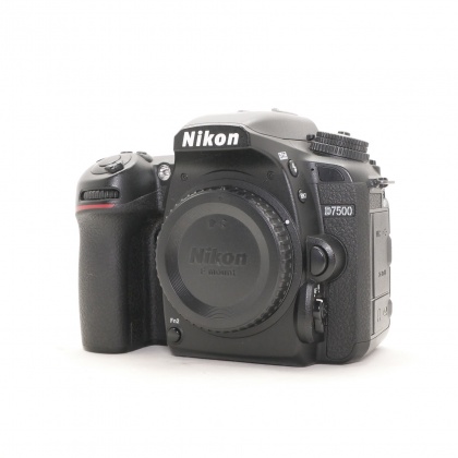 Used Nikon D7500 DSLR body Used Nikon D7500 DSLR body