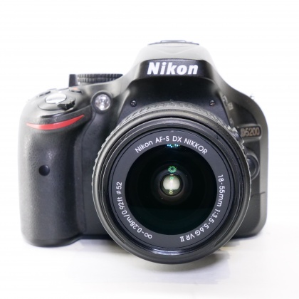 Used Nikon D5200 DSLR with 18-55mm lens Used Nikon D5200 DSLR with 18-55mm lens
