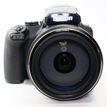 Used Nikon Coolpix P1100 bridge camera Used Nikon Coolpix P1100 bridge camera