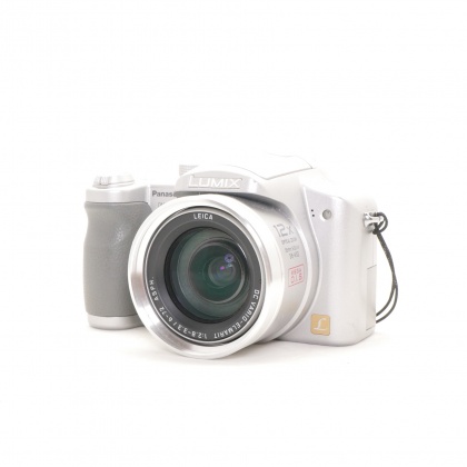Used Panasonic Lumix FZ-7 Digital compact camera, silver Used Panasonic Lumix FZ-7 Digital compact camera, silver