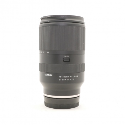 Used Tamron 18-300mm f3.5-6.3 Di III-A VC VXD lens for Sony E Used Tamron 18-300mm f3.5-6.3 Di III-A VC VXD lens for Sony E