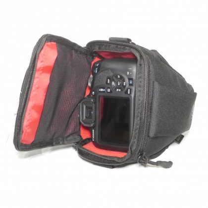 Canon EOS 2000D DSLR Camera with 18-55mm IS II Lens Canon EOS 2000D DSLR Camera with 18-55mm IS II Lens