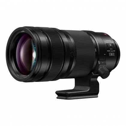Panasonic Lumix S Pro 70-200mm f2.8 L-Mount lens Panasonic Lumix S Pro 70-200mm f2.8 L-Mount lens