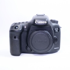 canon 7d mark ii used