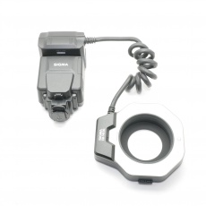 Used Sigma EM-140 Macro Ringflash for Nikon Used Sigma EM-140 Macro Ringflash for Nikon