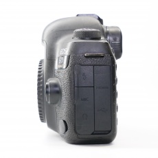 Used Canon EOS 5D Mk IV Full frame DSLR body Used Canon EOS 5D Mk IV Full frame DSLR body