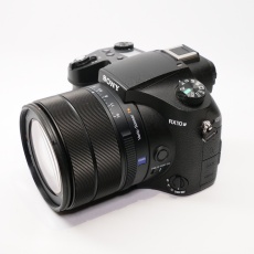 Used Sony RX10 IV bridge camera Used Sony RX10 IV bridge camera