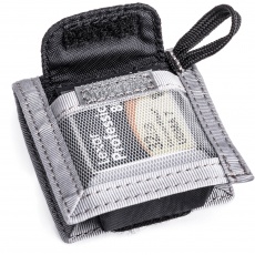 Think Tank CF/SD/CF + Battery Wallet Think Tank CF/SD/CF + Battery Wallet