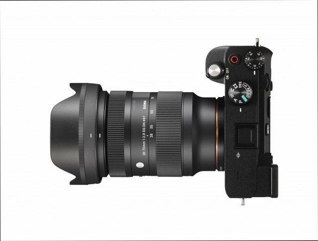 Sigma 28-70mm F2.8 DG DN C, L mount | £749.00 - Castle Cameras